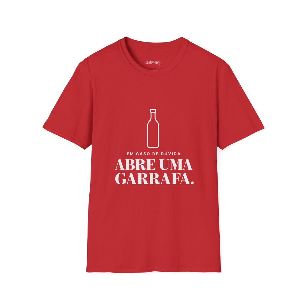 Abre uma Garrafa T-Shirt